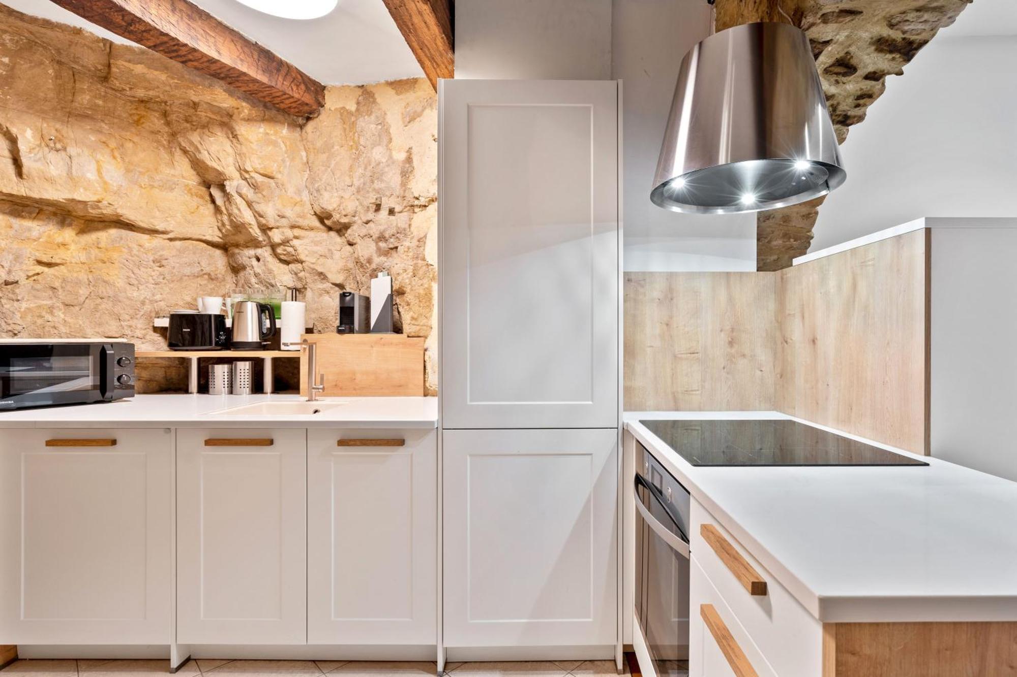 Appartement Cozy With Smart Tv, Elevator & Equipped Kitchen *