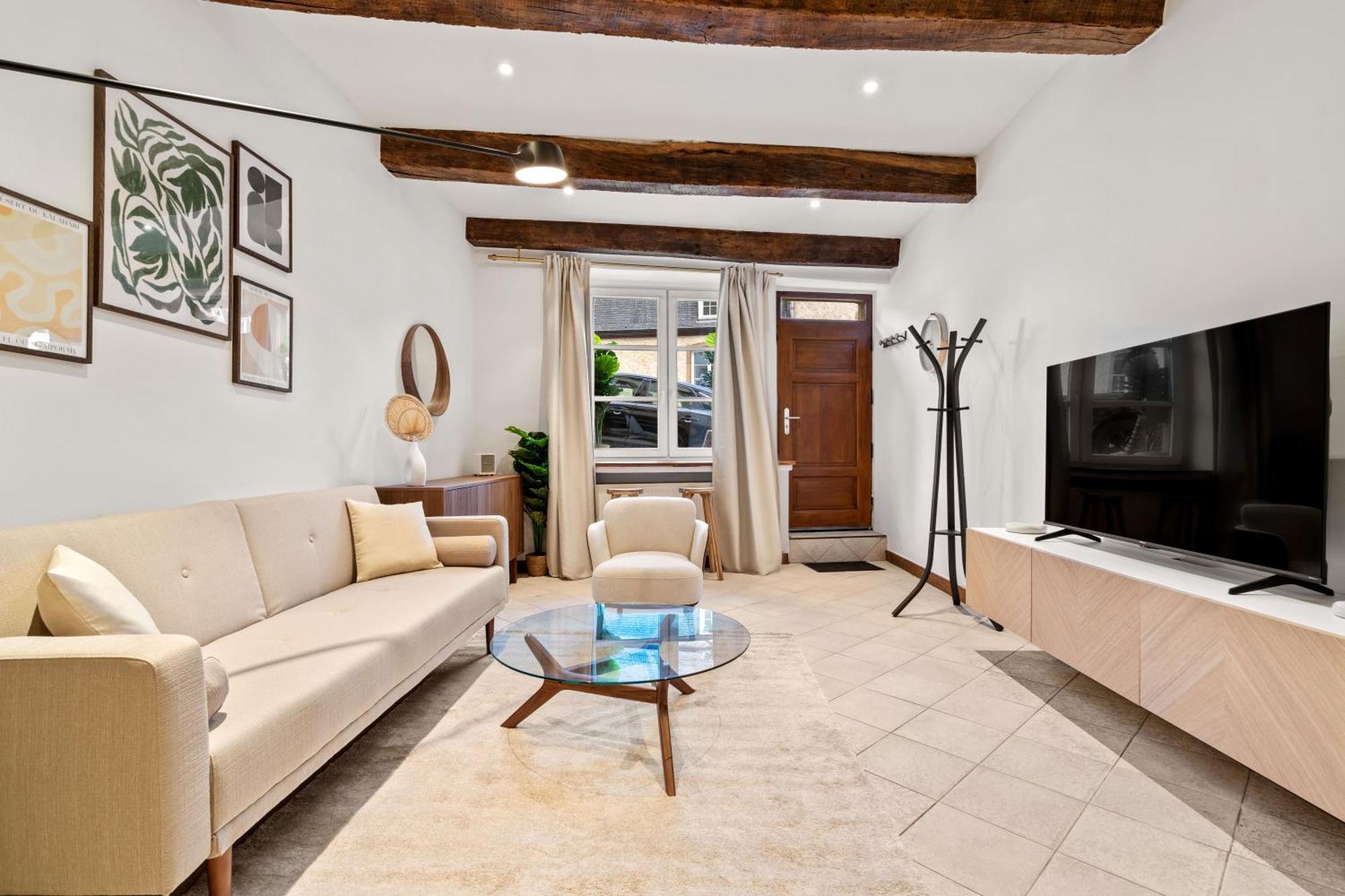 Cozy With Smart Tv, Elevator & Equipped Kitchen Apartamento