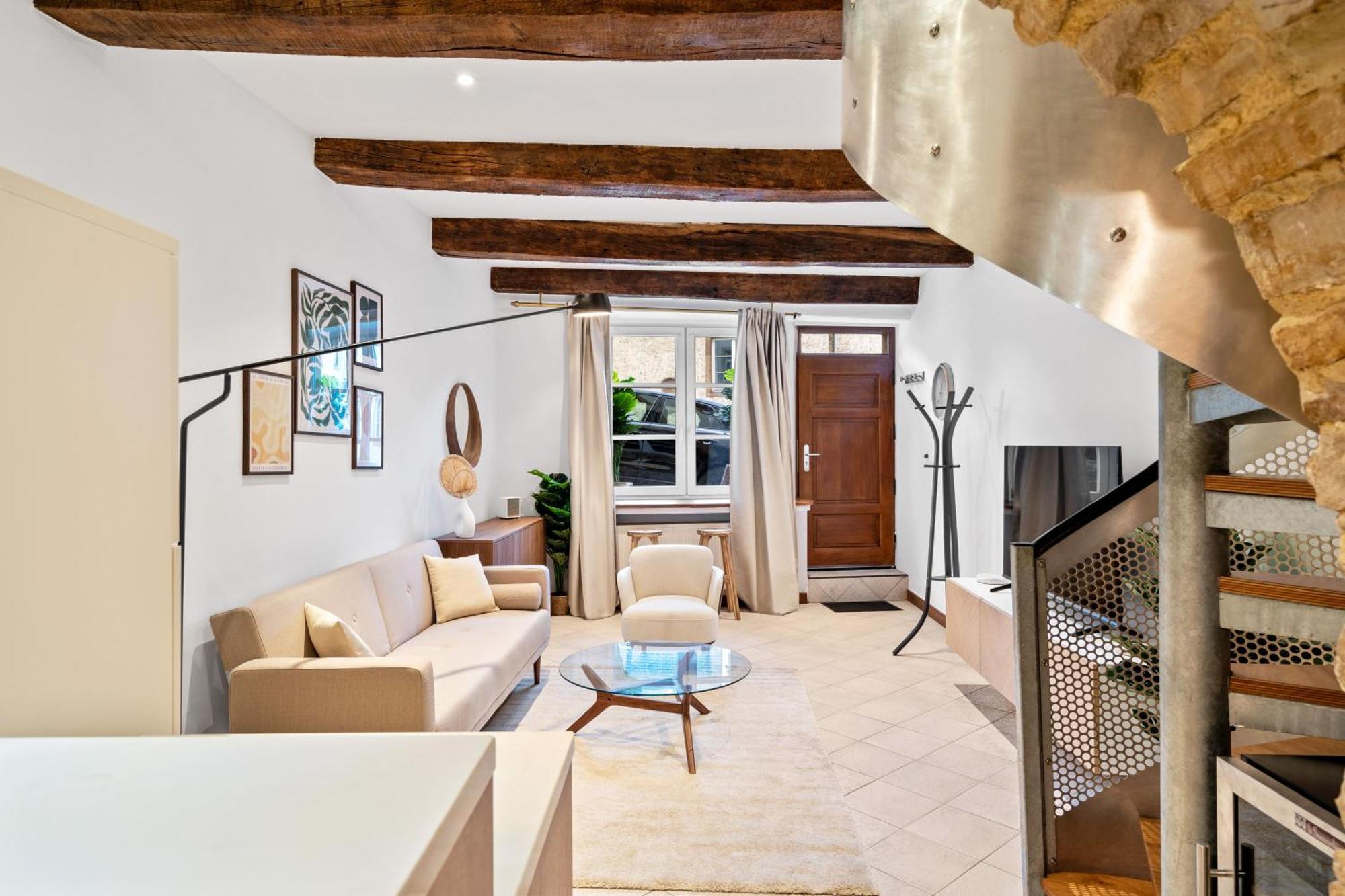 Cozy With Smart Tv, Elevator & Equipped Kitchen Apartamento